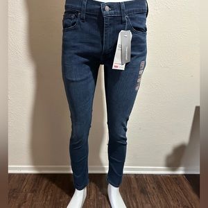 Levi’s Men’s Jeans 502 Taper